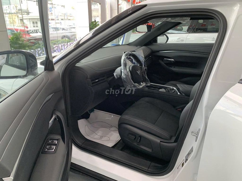 VF7 BAO NỢ XẤU - 150TR NHẬN XE - MIỄN PHÍ SẠC. Mua bán Ô tô tại Quận 1 Tp Hồ Chí Minh được đăng bởi Vinfast An Sương hình 4