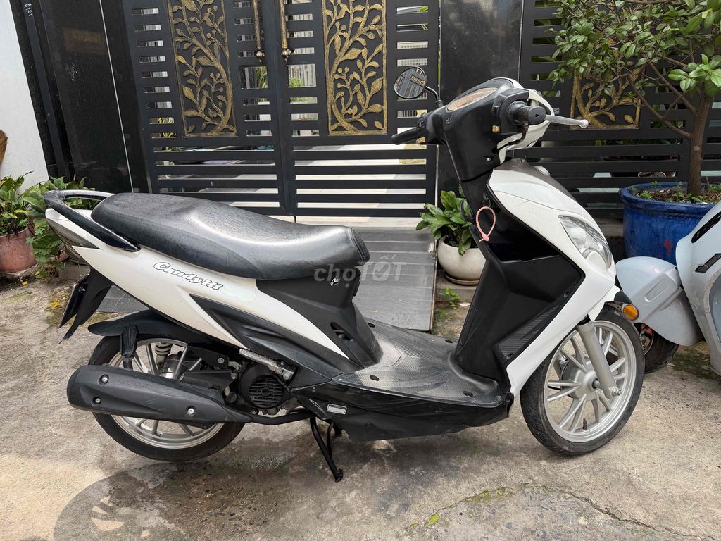 Скутер Kymco Candy 50cc 2020 белый, с документами Хошимина
