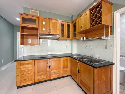 Аренда · 2 комн. · 87 м² · Quận Tân Bình, ул. Phạm Phú Thứ