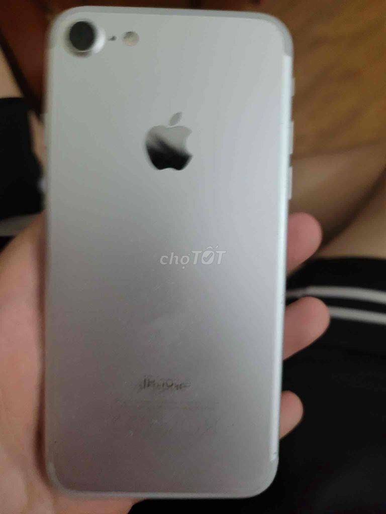 Apple iPhone 7 128GB Bạc Đã sử dụng. Mua bán Điện thoại tại Huyện Mê Linh Hà Nội được đăng bởi Nhìn Zề hình 1