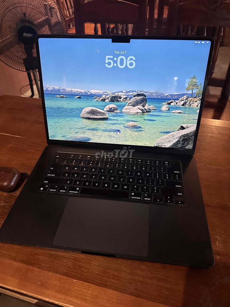 Macbook air M2. Mua bán Laptop tại Quận Sơn Trà Đà Nẵng được đăng bởi Hoàng Thắng hình 1