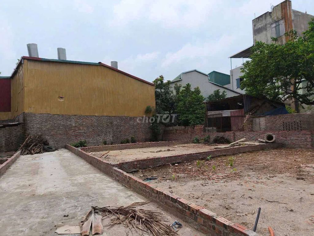 F0 đất Thành Phố oto vào tận đất cách trục chính vài bước chân. Mua bán Đất tại Thị xã Từ Sơn Bắc Ninh được đăng bởi Nguyễn Quang Đức hình 3