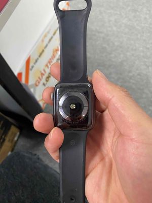 Apple Watch Series 4 Đã Sử Dụng. Mua bán Thiết bị đeo thông minh tại Quận Hà Đông Hà Nội được đăng bởi Phạm Văn Thái