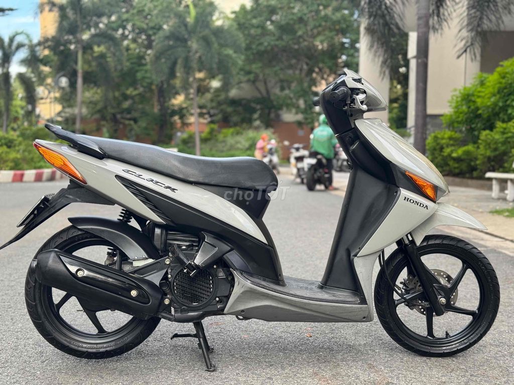 💥Honda Click 2010 BSTP chính chủ nguyên zin. Mua bán Xe máy tại Quận 12 Tp Hồ Chí Minh được đăng bởi XE MÁY HẢI THANH hình 3