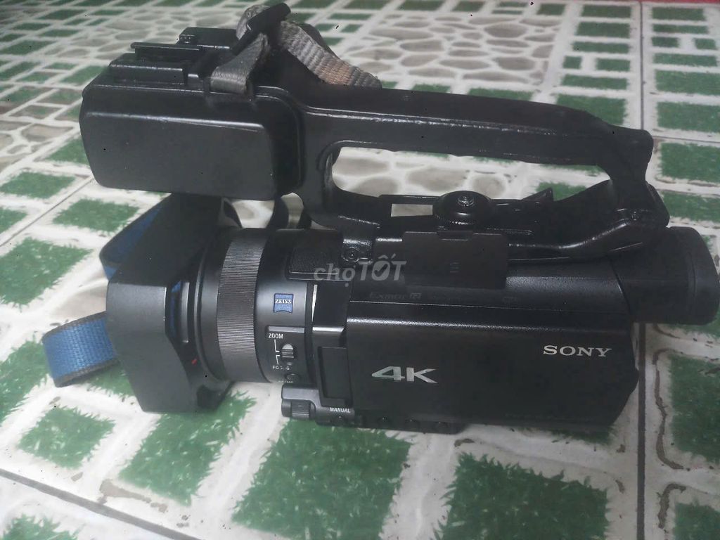 Máy quay sony 4K -AX-100 NTSC