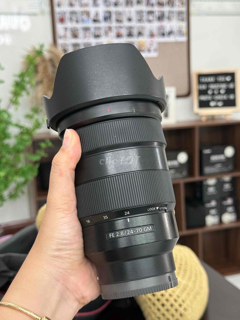 Ống kính Sony FE 2.8/24-70 GM Đen. Mua bán Máy ảnh, Máy quay tại Thành phố Phan Thiết Bình Thuận được đăng bởi Máy ảnh Quang Trường hình 1