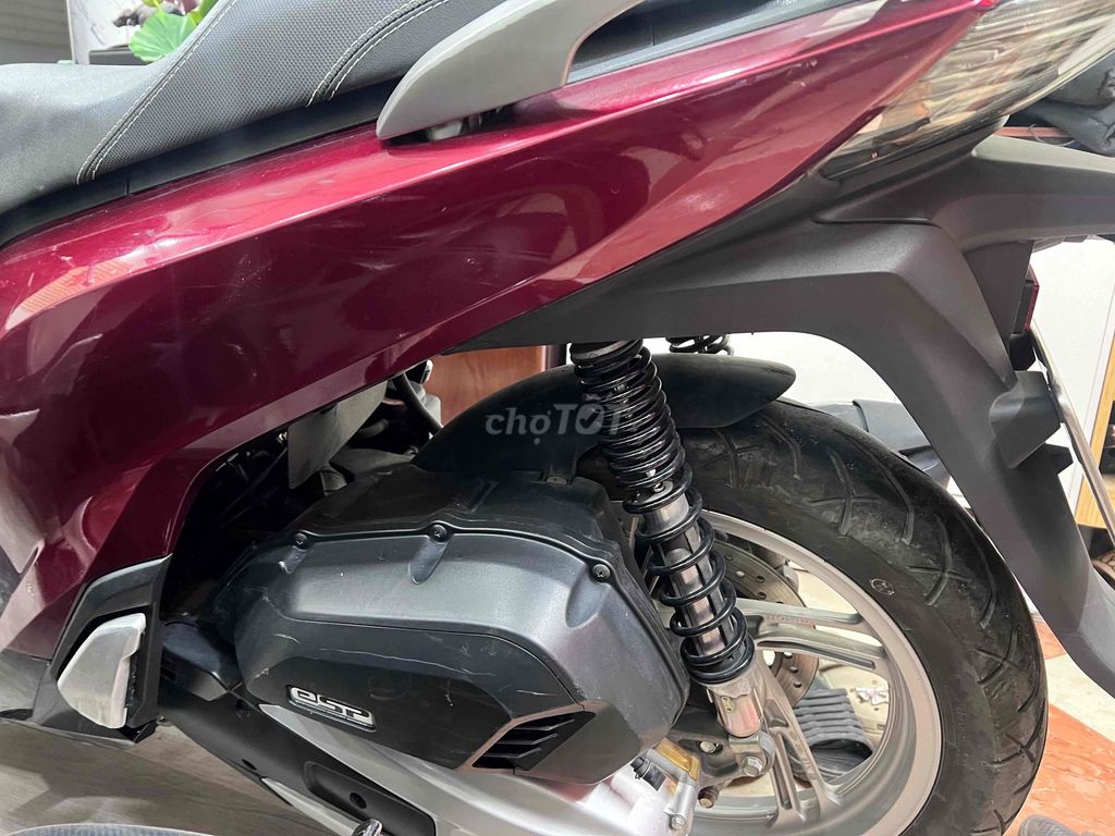 Honda SH 125i CBS 2019 Đỏ 21000 km. Mua bán Xe máy tại Quận Cầu Giấy Hà Nội được đăng bởi Kim Ngân Nguyễn Ngọc hình 3