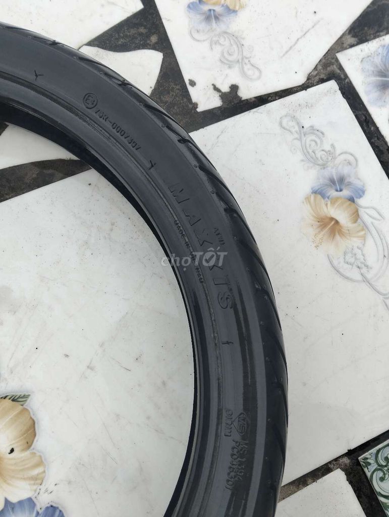 Vỏ không ruột maxxis 80 90 17. Mua bán Phụ tùng xe tại Huyện Châu Thành Sóc Trăng được đăng bởi Thành Đạt hình 3
