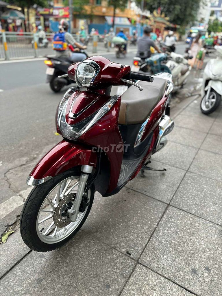 Honda SH mode 2022 mới 90% Bstp chính chủ. Mua bán Xe máy tại Quận Tân Phú Tp Hồ Chí Minh được đăng bởi Tuanduy hình 6