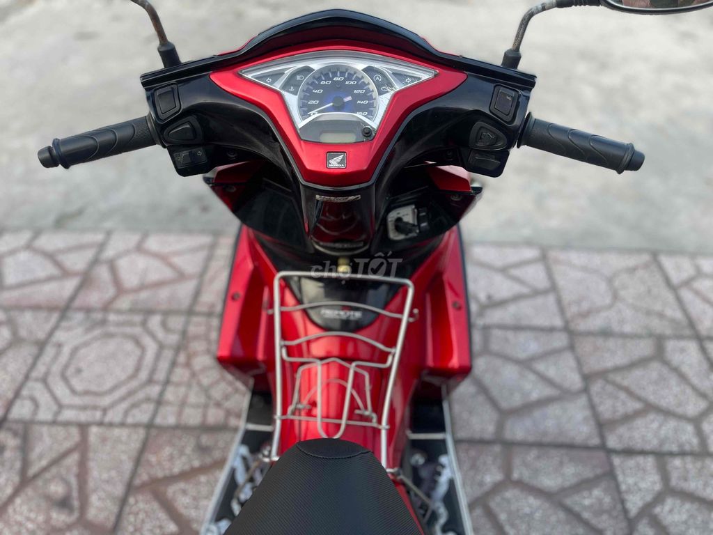 Honda Air Blade 2013 125 Đỏ đen. Mua bán Xe máy tại Quận Cái Răng Cần Thơ được đăng bởi CẦM ĐỒ TRUNG TÍN  hình 11