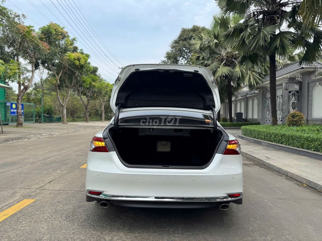 Toyota Camry 2021 2.5Q - 56000 km. Mua bán Ô tô tại Thành phố Dĩ An Bình Dương được đăng bởi Siêu Thị Ô Tô Bình Dương  hình 7
