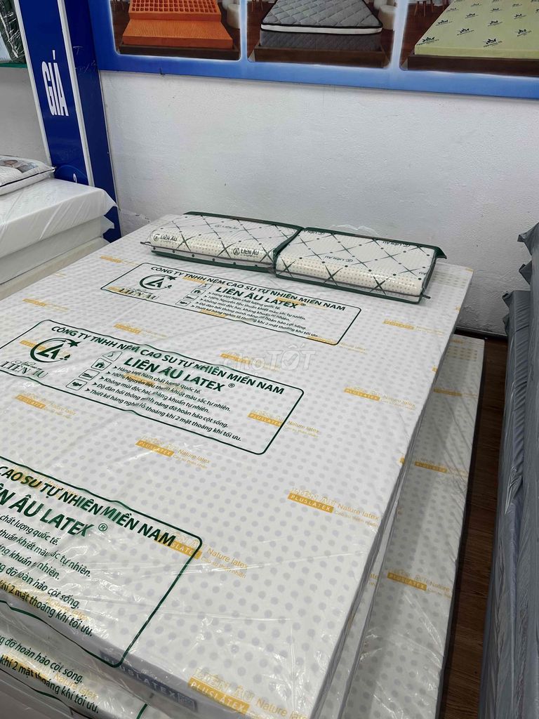 Nệm Liên Á Plus Latex Cao su thiên nhiên Trắng. Mua bán Giường, chăn ga gối nệm tại Quận Cẩm Lệ Đà Nẵng được đăng bởi Cẩm Ly hình 1