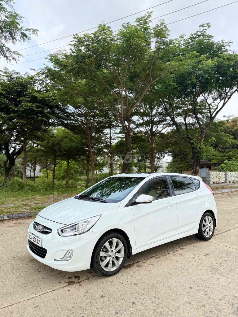 Hyundai Accent 2014 1.4 AT Hatchback - 5 km. Mua bán Ô tô tại Quận Liên Chiểu Đà Nẵng được đăng bởi phương bùi  hình 1