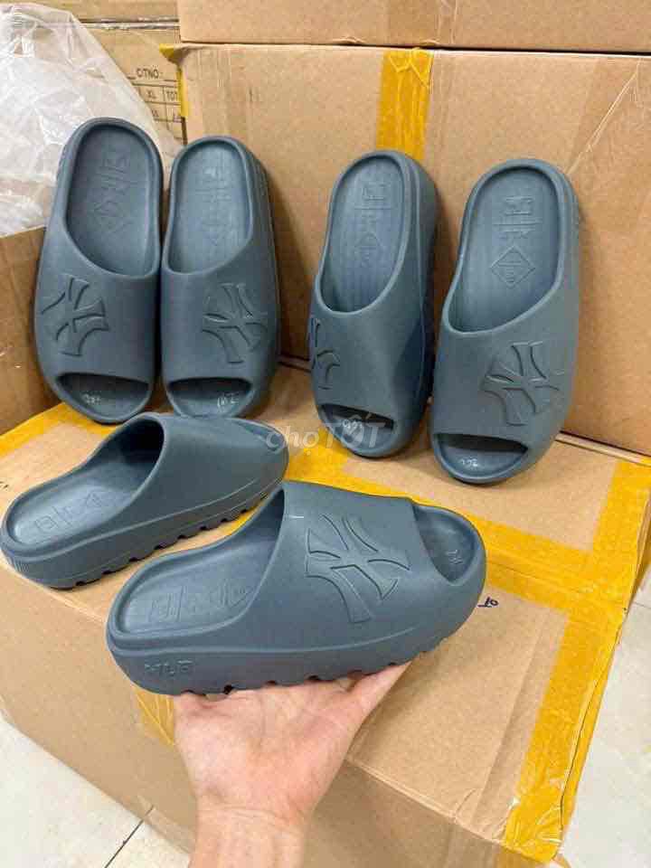 Dép mlb bánh mì. Mua bán Giày dép tại Quận 7 Tp Hồ Chí Minh được đăng bởi Nguyễn Thị Nguyệt hình 1