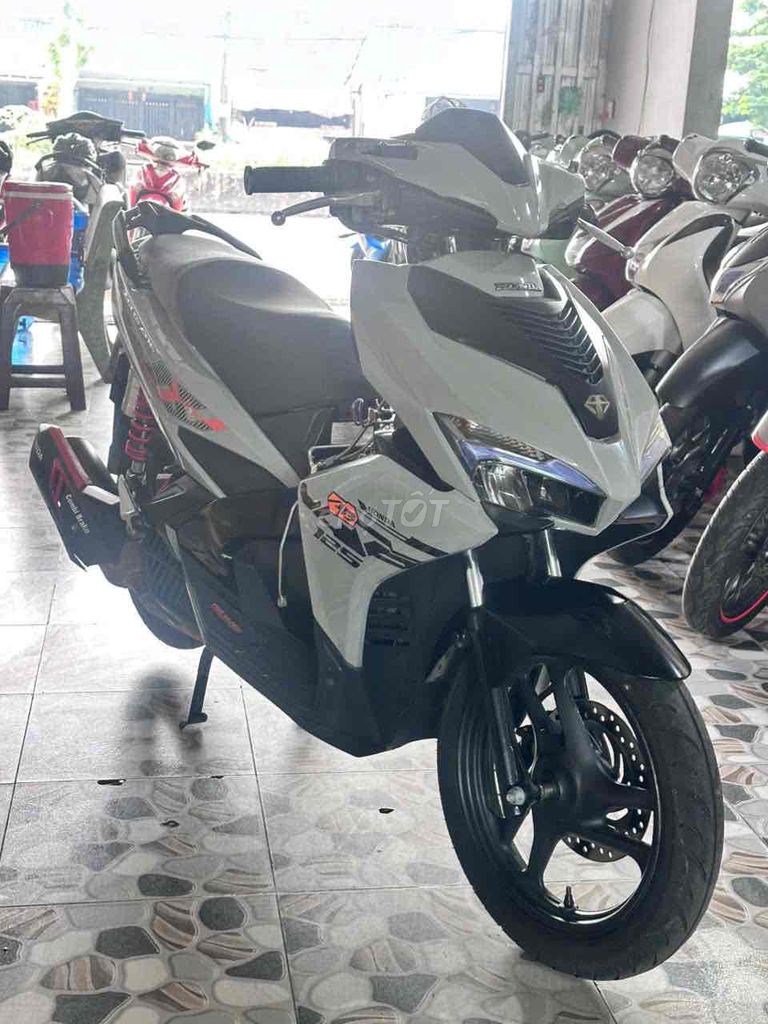Honda Airblade 2016 xám đen