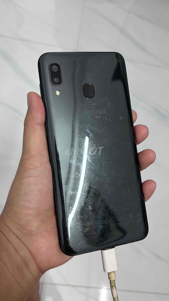 Thanh ly dt Samsung A20 Đen. Mua bán Điện thoại tại Quận Hải Châu Đà Nẵng được đăng bởi Huỳnh Hồng Ân hình 1