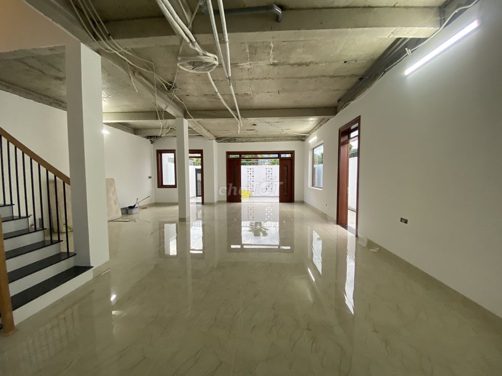 Cho thuê nhà nguyên căn 3 tầng x 200m2 làm văn phòng tại Mỹ Gia gói 2