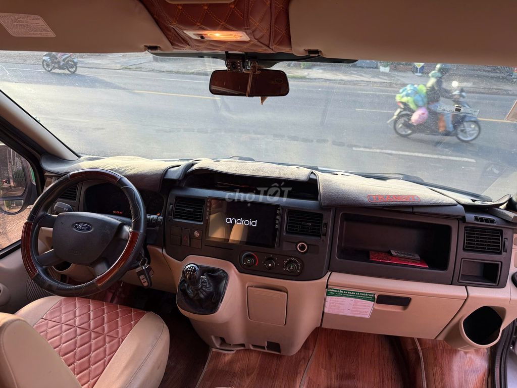 Ford Transit 2018 SVP xe chất máy zin về dùng ngay. Mua bán Ô tô tại Huyện Tân Phú Đồng Nai được đăng bởi Salon AUTO THÀNH TRUNG Đồng Nai hình 12