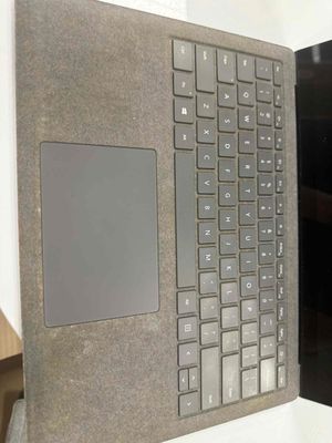 Surface Pro 3 i5, RAM 8GB, SSD 256GB. Mua bán Laptop tại Quận Gò Vấp Tp Hồ Chí Minh được đăng bởi Lê Thúc Vinh