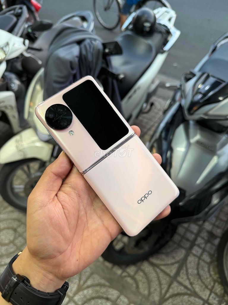 Oppo Find N3 Flip 12GB/256GB Hồng. Mua bán Điện thoại tại Quận 5 Tp Hồ Chí Minh được đăng bởi Nguyễn Tấn Vũ  hình 1