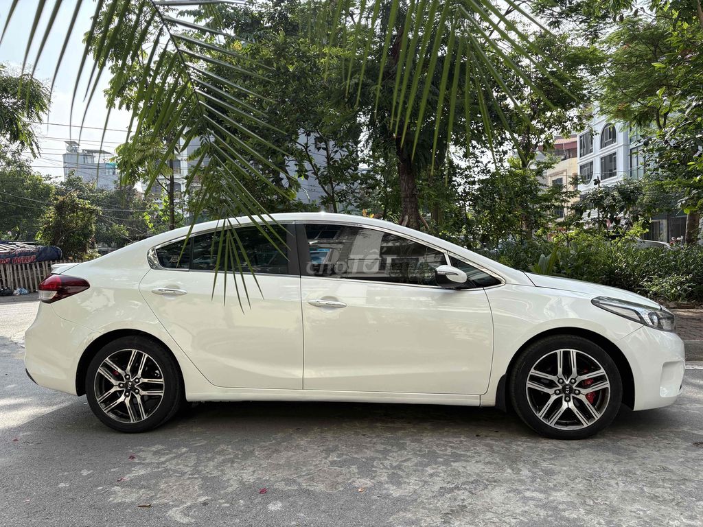 Kia Cerato 2017 1.6 AT - 90000 km. Mua bán Ô tô tại Quận Hai Bà Trưng Hà Nội được đăng bởi Bùi hiển hình 3