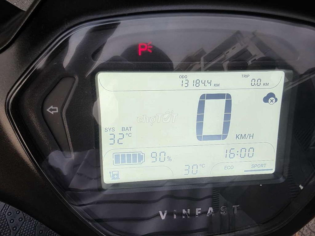 Винфаст Клара S1 2021. Пляж Хошимина