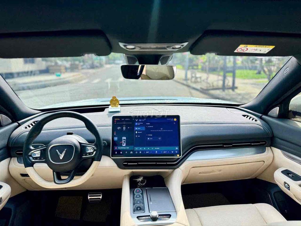 VF9 2023 Plus - Trắng - 5vkm- Thuê pin (CATL). Mua bán Ô tô tại Thành phố Thủ Đức Tp Hồ Chí Minh được đăng bởi OTOCITY hình 10