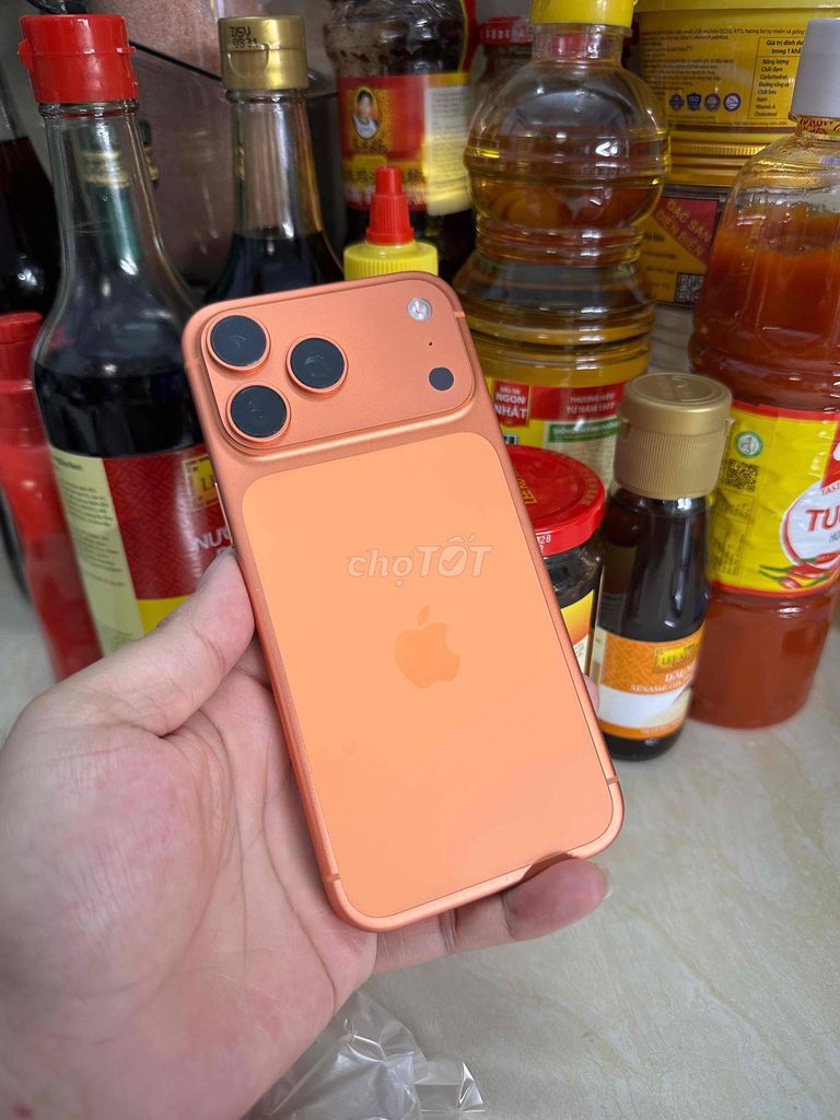 iPhone 17 Pro Max 256G QT Mỹ Esim Pin 100% CBH. Mua bán Điện thoại tại Quận 1 Tp Hồ Chí Minh được đăng bởi Minh hình 1