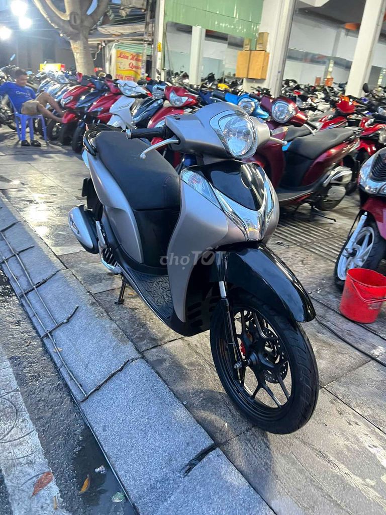 Honda SH mode 125 2016 Bạc đen đã sử dụng