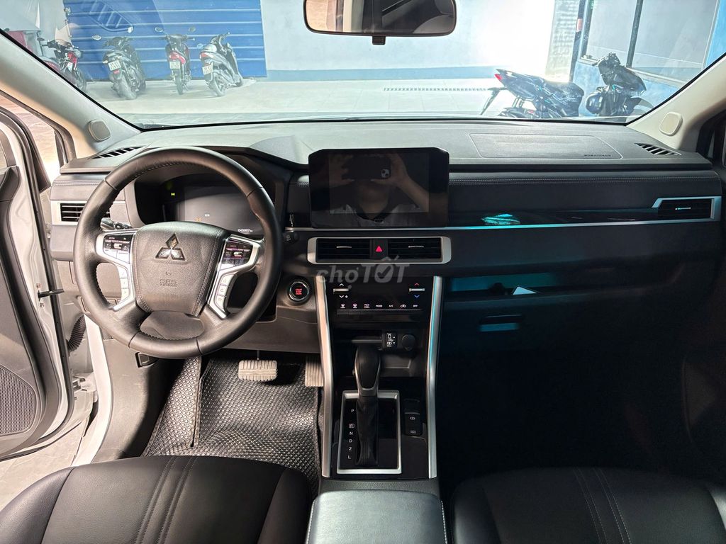 Mitsubishi Xpander Cross 2024  - 45000 km. Mua bán Ô tô tại Huyện Hóc Môn Tp Hồ Chí Minh được đăng bởi Đạt hình 8