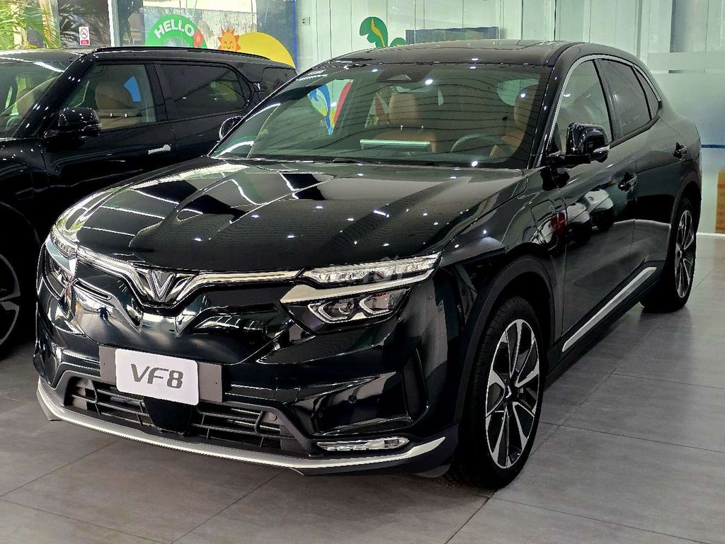 XẢ KHO VF8-VF9 PLUS CAO CẤP NHẤT 2025 MỚI 100%. Mua bán Ô tô tại Quận Bình Tân Tp Hồ Chí Minh được đăng bởi Lê Phát hình 3