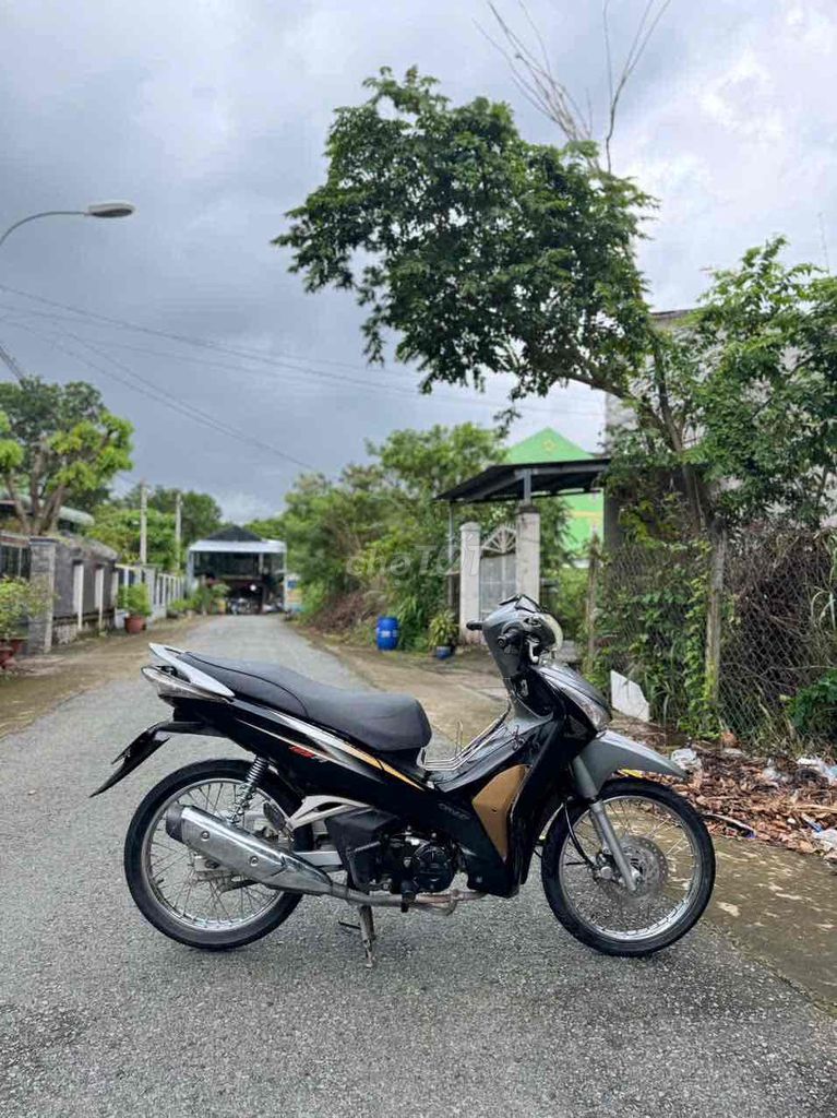 futrue 2012 btsp có cccd chủ xe. Mua bán Xe máy tại Huyện Củ Chi Tp Hồ Chí Minh được đăng bởi HuỳnhLâm Bổn hình 3