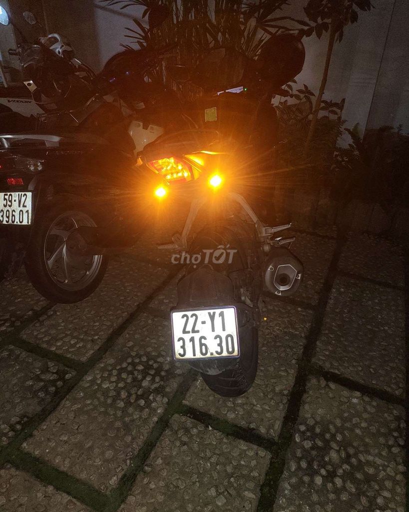 Không tiếp mấy ông thợ, cần người mua để sử dụng. Mua bán Xe máy tại Thành phố Nha Trang Khánh Hòa được đăng bởi Linh Vũ hình 3