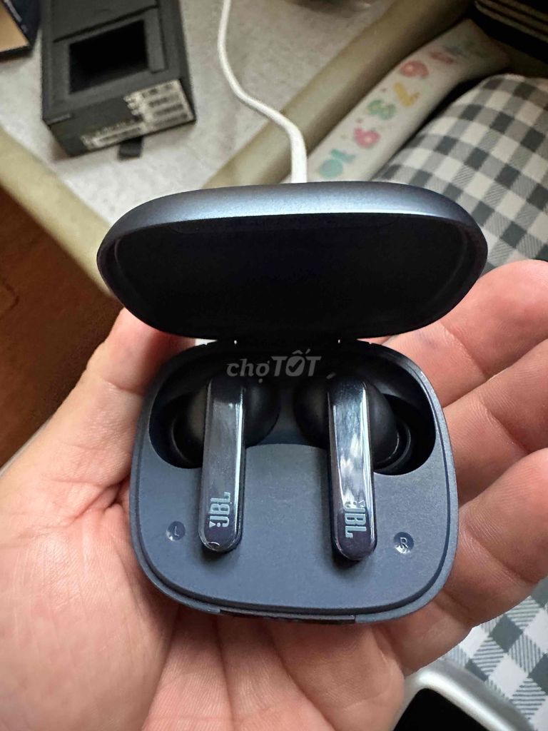 Tai nghe JBL LIVE PRO 2 Xám. Mua bán Tivi, Âm thanh tại Quận 6 Tp Hồ Chí Minh được đăng bởi Nguyễn Hải Hồ hình 1