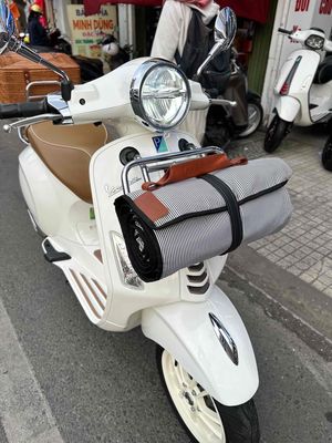 PRIMAVERA BẢN BICNIC. BẢN GIỚI HANH CHÍNH CHỦ. Mua bán Xe máy tại Quận Phú Nhuận Tp Hồ Chí Minh được đăng bởi vespa cũ PiAGIO Cao Cấp TUẤN CƯƠNG SAIGON 