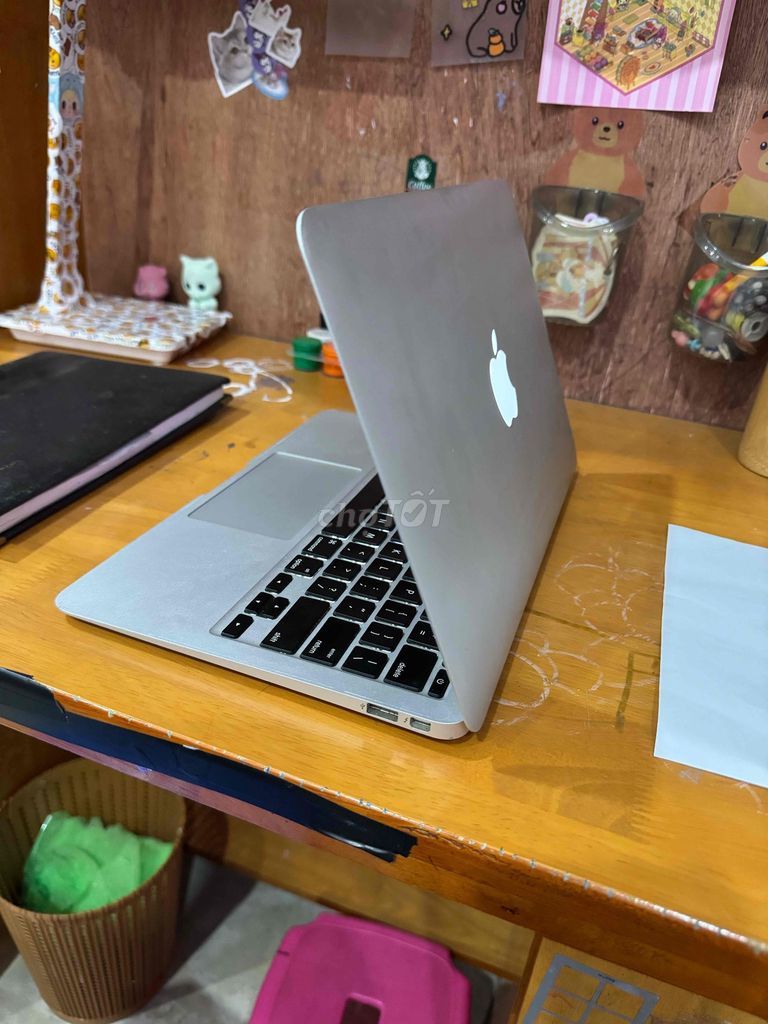 Apple MacBook Air 11-inch i5 4GB 128G. Mua bán Laptop tại Thành phố Phủ Lý Hà Nam được đăng bởi  vương trần hình 1