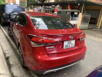 Kia Cerato 2018 1.6 MT - 80000 km