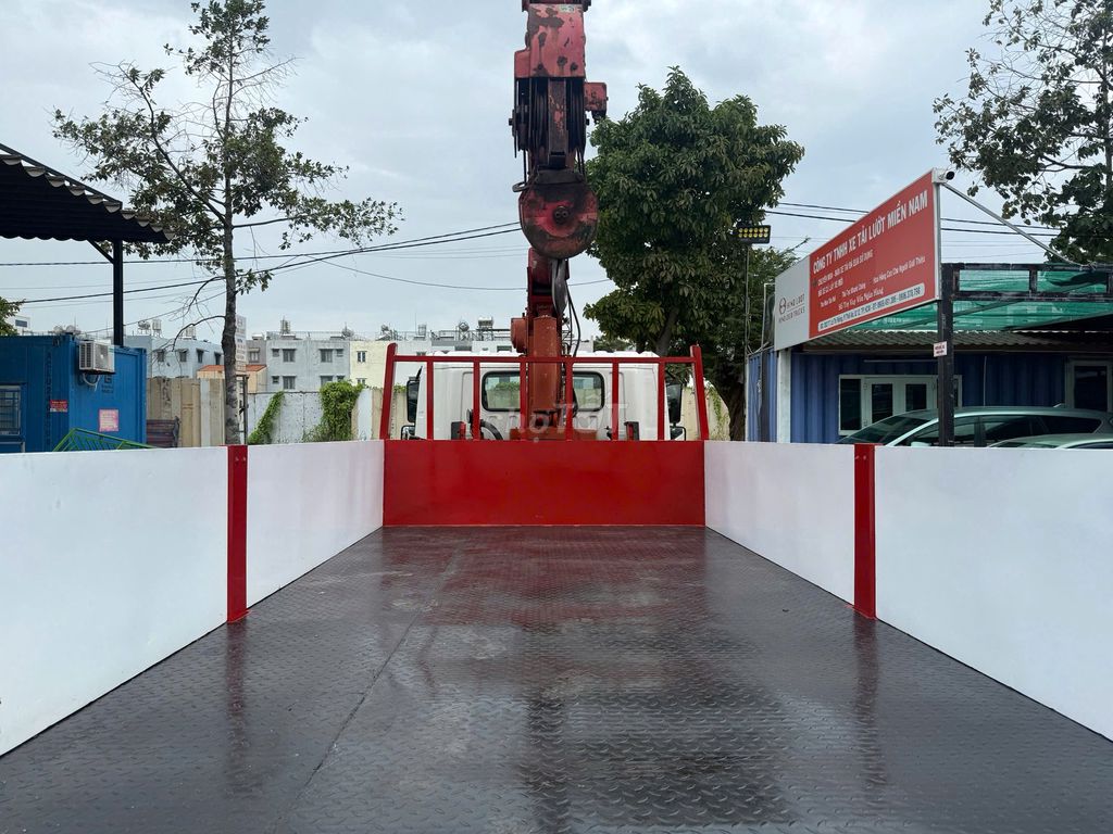 HINO 5 Tấn Gắn Cẩu Unic Nhật Bản 3 Tấn Thùng 5 Mét. Mua bán Xe tải, xe ben tại Quận 12 Tp Hồ Chí Minh được đăng bởi XE TẢI LƯỚT MIỀN NAM  hình 2