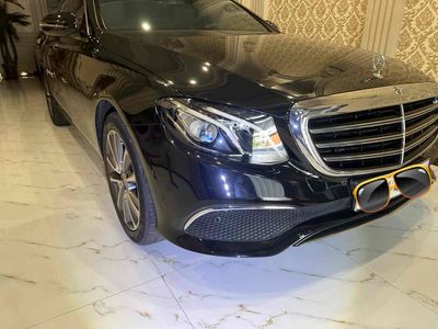 Mercedes Benz E Class 2020 E200 Exclusive - 9000 k