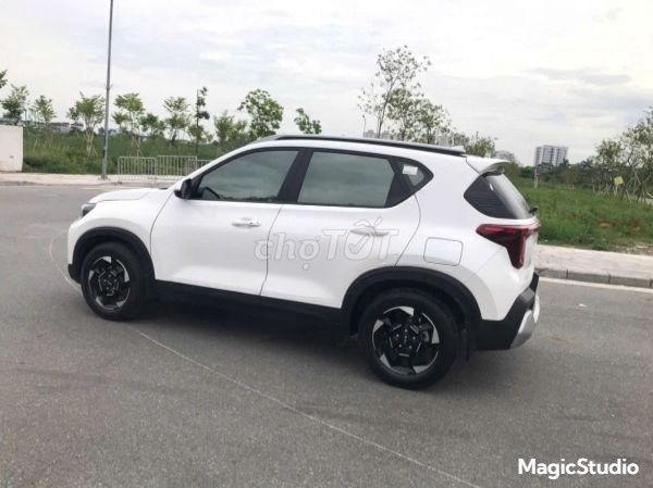 Kia Sonet Luxury 1.5 в 2025 году - 518 миллионов
