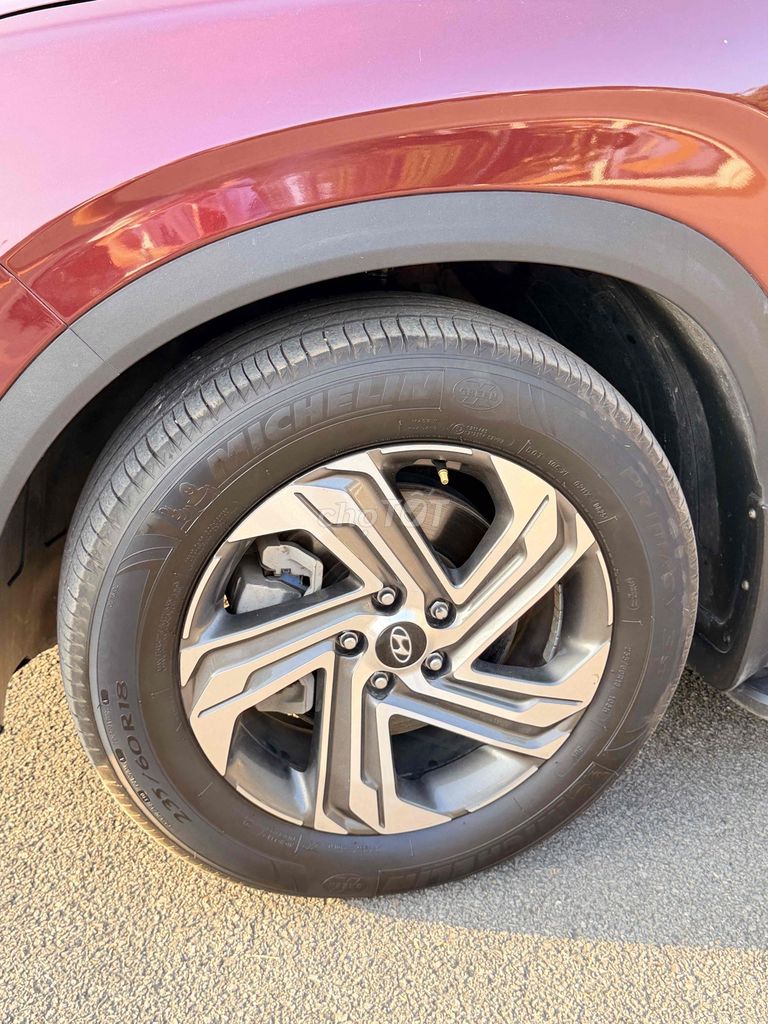 Hyundai Santa Fe 2022 Tiêu chuẩn 59699 km. Mua bán Ô tô tại Quận Long Biên Hà Nội được đăng bởi Đào Việt Phương hình 5