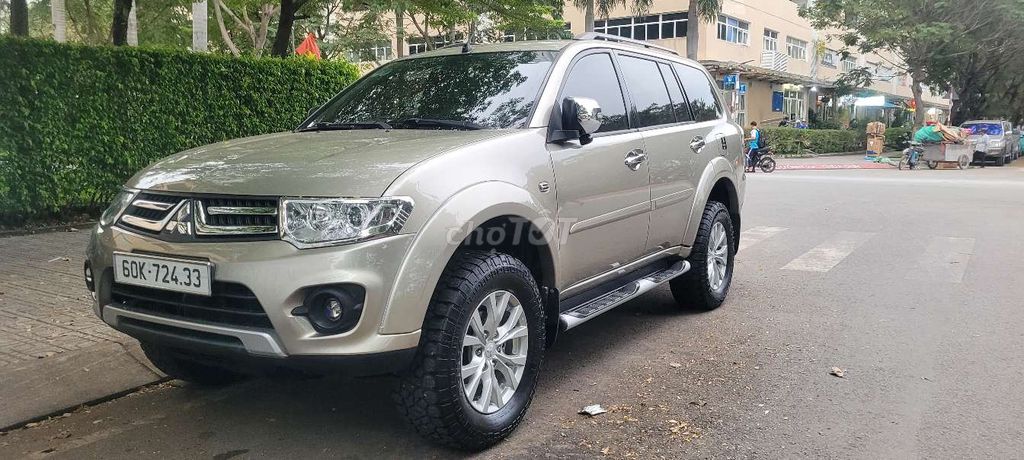 Mitsubishi Pajero Sport 2015 2WD. Mua bán Ô tô tại Thành phố Thủ Đức Tp Hồ Chí Minh được đăng bởi Xuân Khánh  hình 2