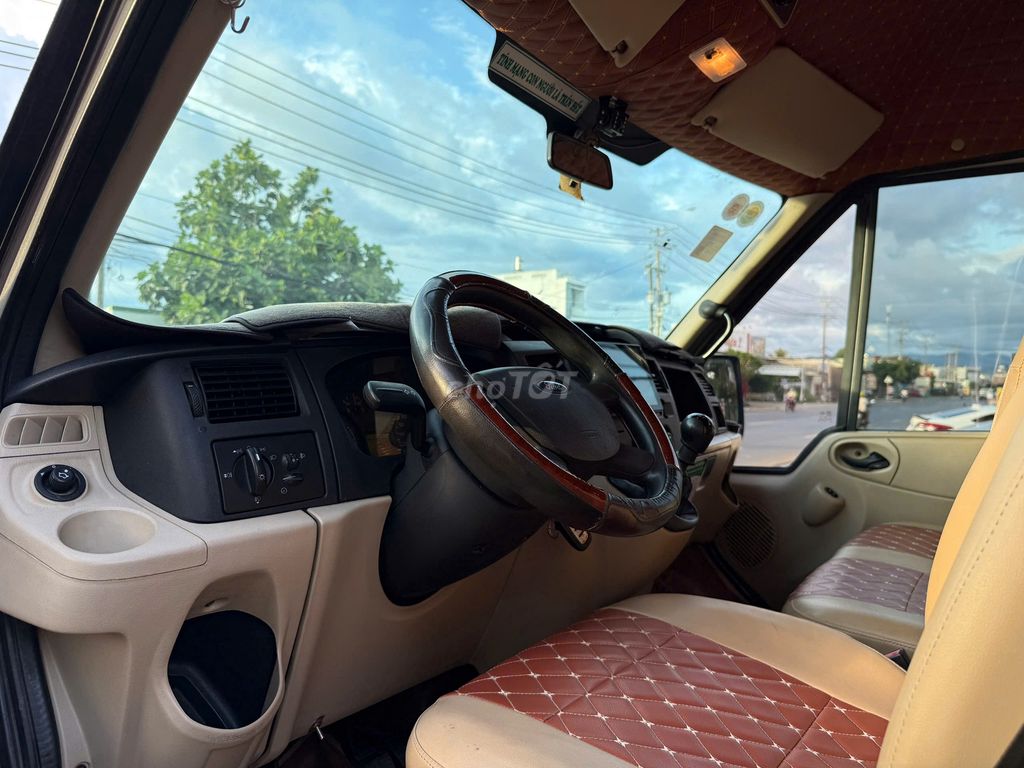 Ford Transit 2018 SVP xe chất máy zin về dùng ngay. Mua bán Ô tô tại Huyện Tân Phú Đồng Nai được đăng bởi Salon AUTO THÀNH TRUNG Đồng Nai hình 8