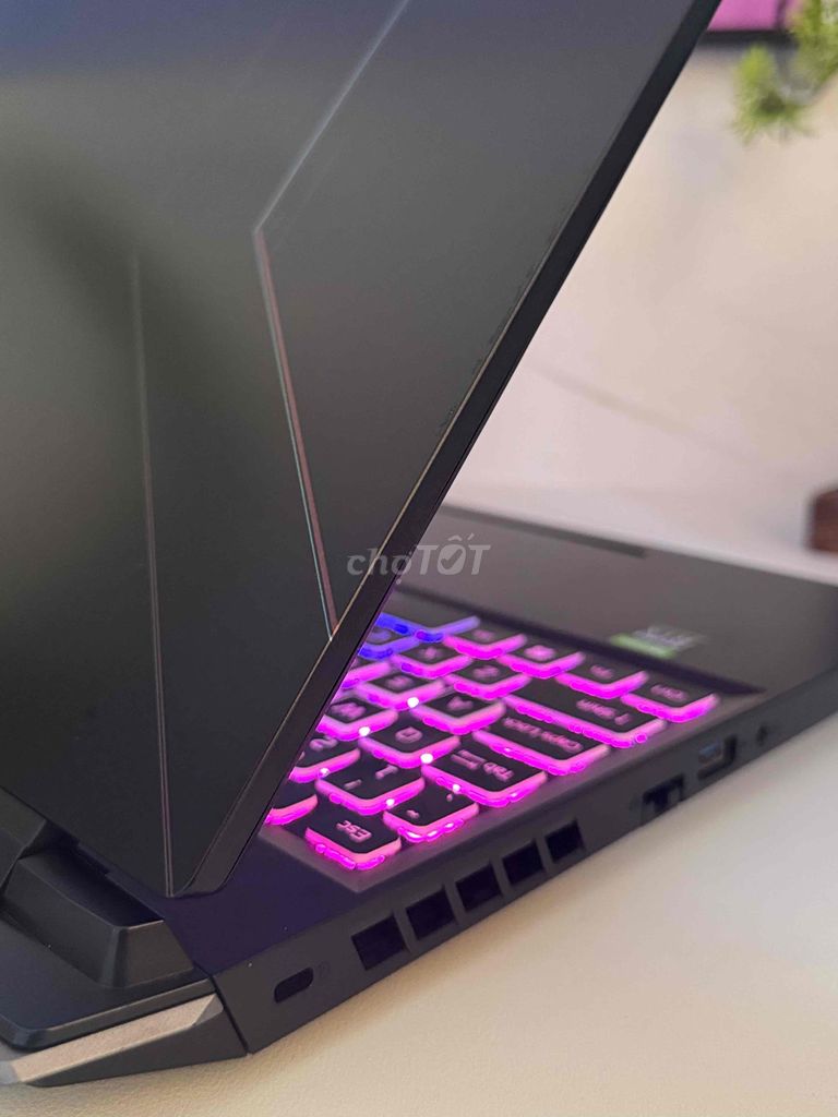 Acer Nitro 5 giá iu thương. Mua bán Laptop tại Quận 10 Tp Hồ Chí Minh được đăng bởi Phạm Anh Tuấn hình 6
