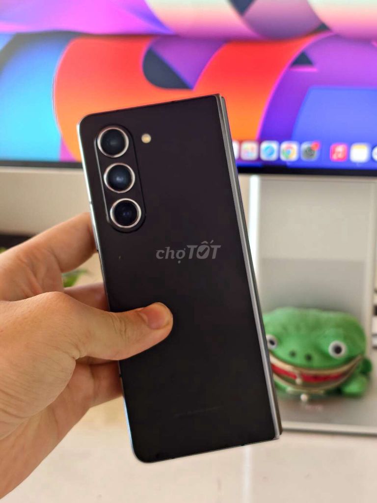 Samsung Galaxy Z Fold 5 512GB Đen. Mua bán Điện thoại tại Quận Liên Chiểu Đà Nẵng được đăng bởi Minh Hiệp CócXanhMobile hình 1