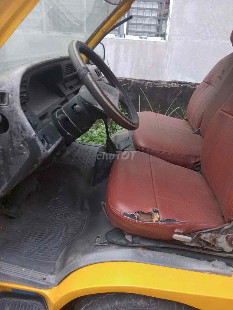 Toyota Hiace 2003 - 100000 km. Mua bán Ô tô tại Huyện Củ Chi Tp Hồ Chí Minh được đăng bởi Truong Vu hình 8