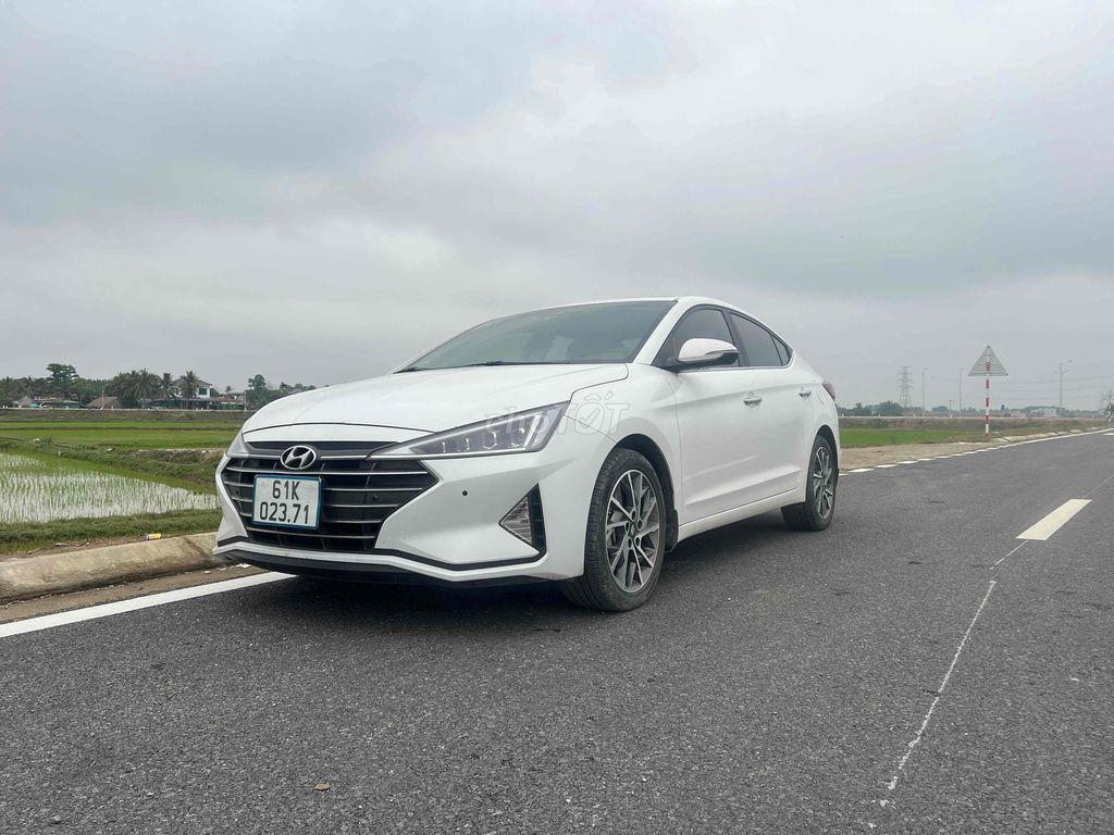 Hyundai Elantra 2021 2.0 AT - 55000 km