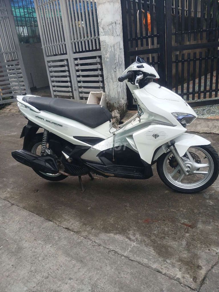 Can ban xe ab nhu hinh hoac giao luu xe khac. Mua bán Xe máy tại Thành phố Biên Hòa Đồng Nai được đăng bởi Trung phạm phát hình 5