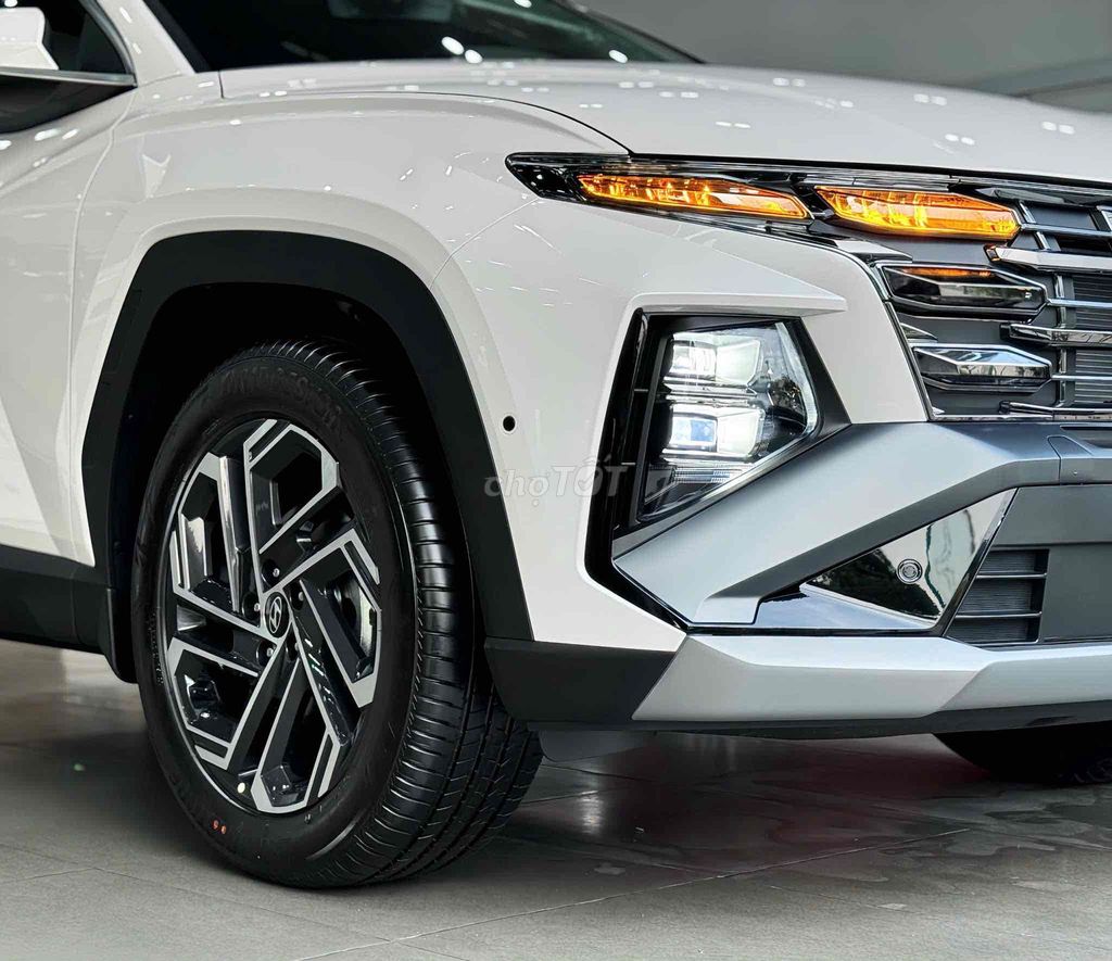 Tucson 1.6 Turbo - giao ngay. Mua bán Ô tô tại Thành phố Trà Vinh Trà Vinh được đăng bởi Đạt Hyundai Bến Tre hình 3
