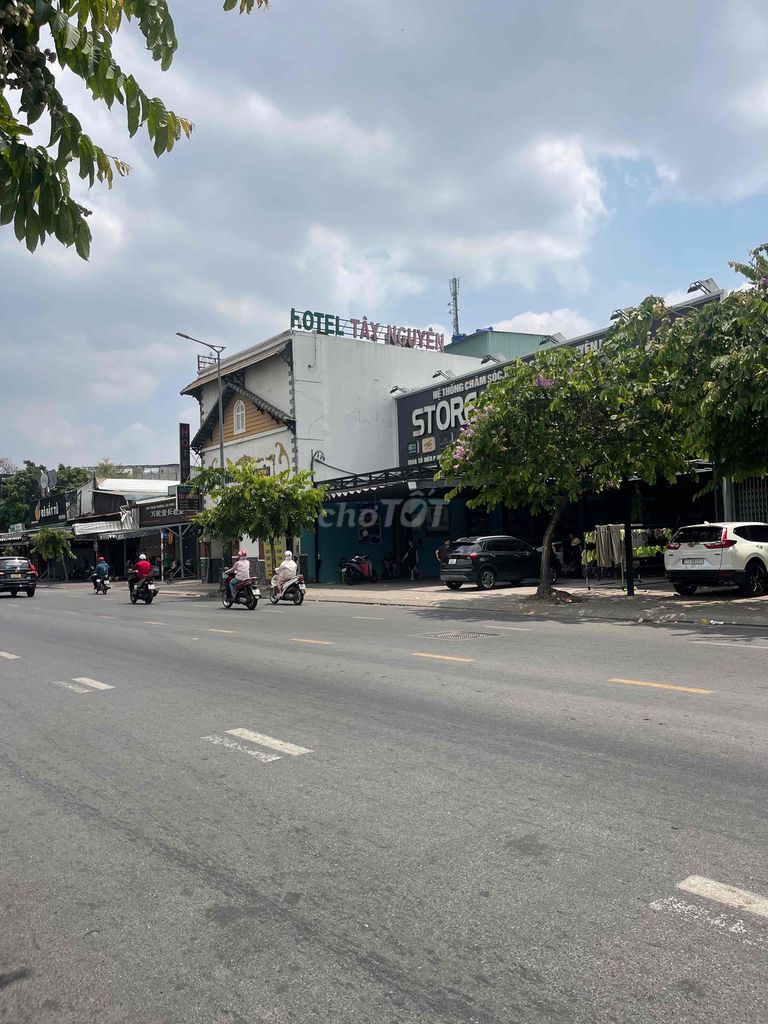Cho thuê MT Tô Hiệu, Tân Phú: 10x25, 45tr/th